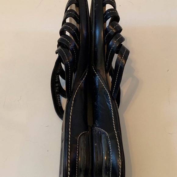 COLE HAAN NIKE AIR COLLAB Slip On Strappy Black Leather Cushioned Sandal 7.5 B - Picture 4 of 5